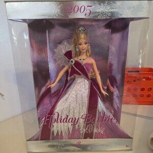 Barbie Collector - Holiday Barbie Doll By Bob Mackie 2005 NRFB G8058